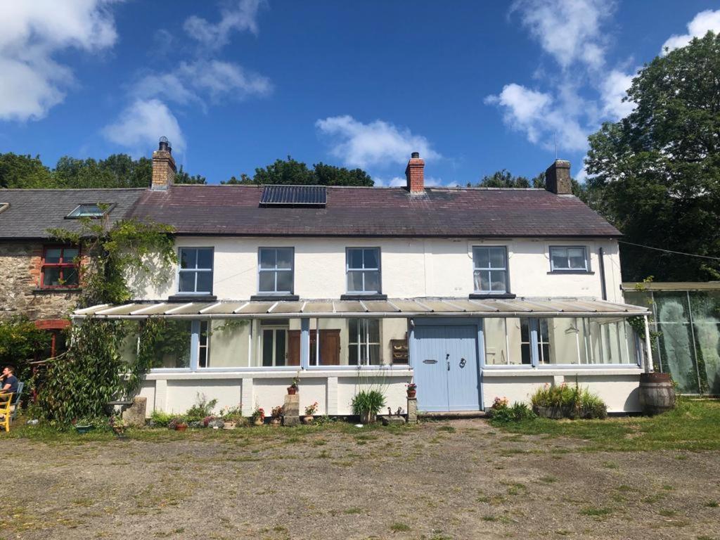 Gernos Farmhouse Llandysul 外观 照片